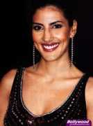 bollywoodpicturesonline.com Parizad