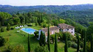 tuscanyaccommodations.org Partino