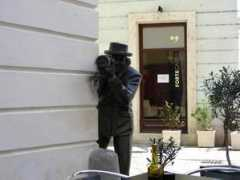 Peeker