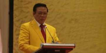 nasional.kompas.com Penghianat