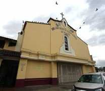 neontommy.com Placita