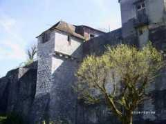 Provins