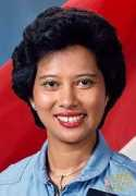 Pujilestari