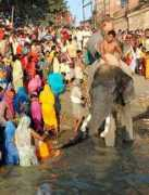 photos.merinews.com Purnima