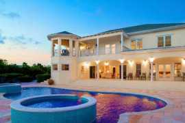 uk.luxuryretreats.com Rafters