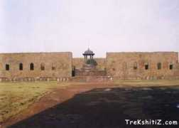 trekshitiz.com Raigad