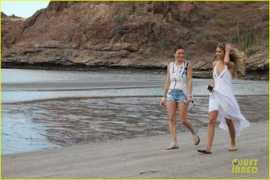 justjared.com Sabila