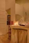 letsbookhotel.com Saridewi