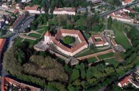 Sarvar