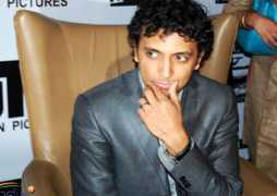 beyondhollywood.com Shyamalan