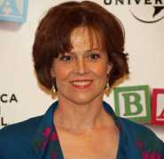 topnews.in Sigourney