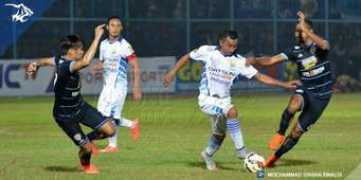 bola.kompas.com Simamaung