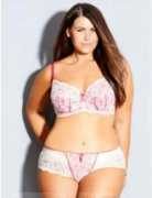 curvydivas.com Simonette