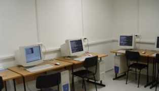 cluster.phys.uni-sofia.bg Skaris
