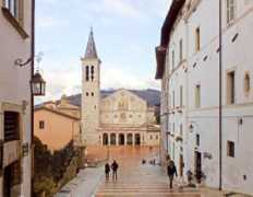 romanroadwalks.com Sorcini