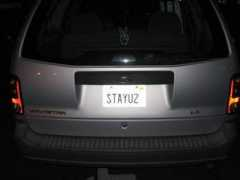 u2licenseplates.com Stayu