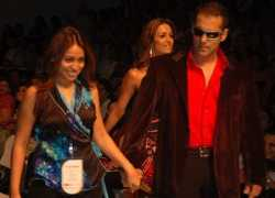 indiashows.com Surily