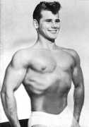 classicbodybuilders.com Survilas