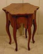 dougschmittantiques.com Taboret