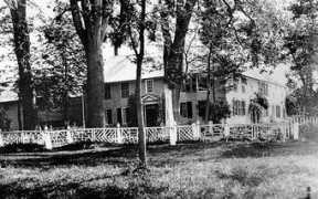 hampton.lib.nh.us:80 Toppan