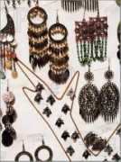 featurepics.com Trinkets