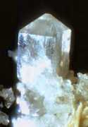 webmineral.com Zircon