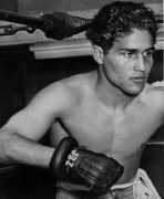 cyberboxingzone.com Zurita